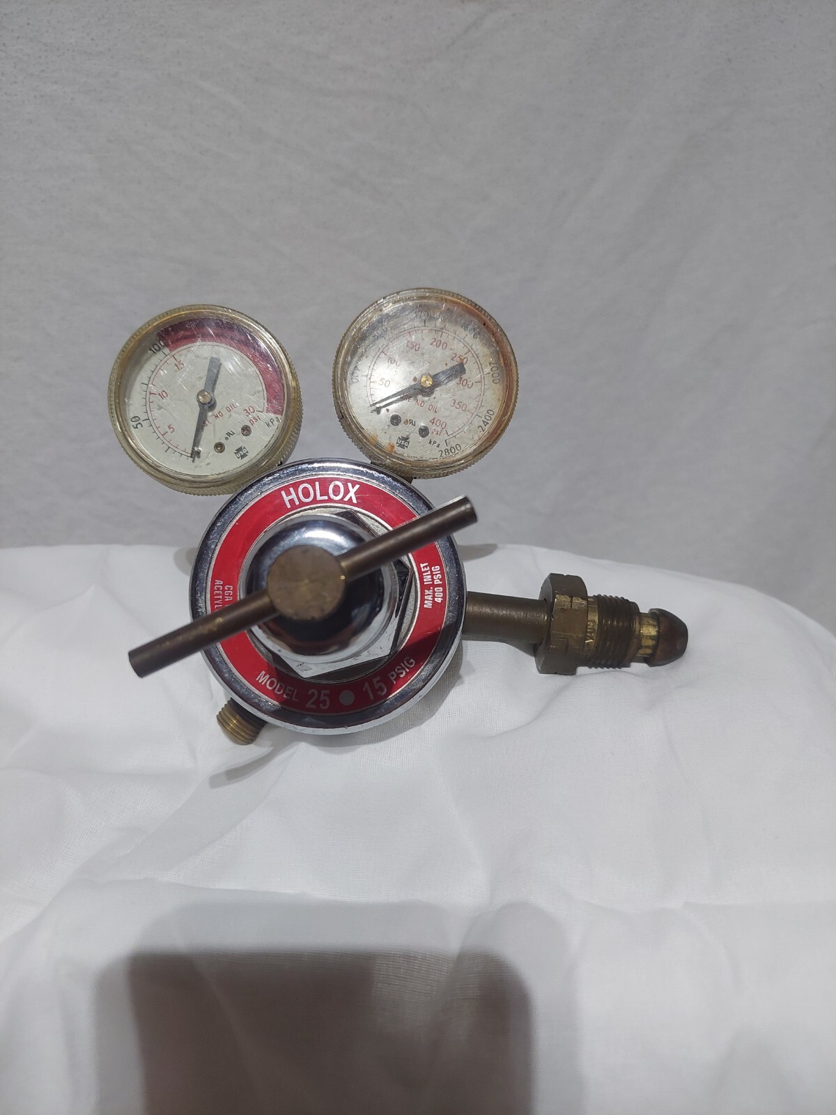 @@Holox Model 25 15 PSIG Compressed Gas Regulator Acetylene Max. Inlet 400 PSIG@