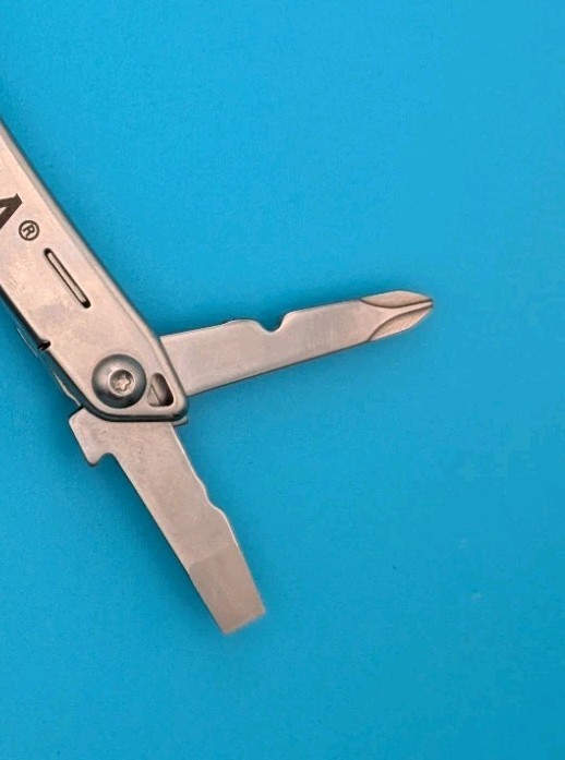 LEATHERMAN WINGMAN MULTI-TOOL! FAST SHIPPING! USAA