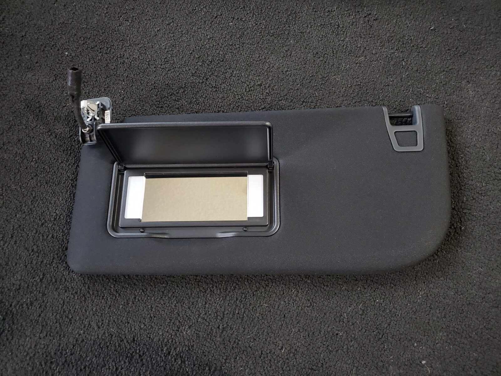 2015 2016 2017 18 19 20 Ford F-150 Sun Visor Left Driver Side Black OEM W/ Light