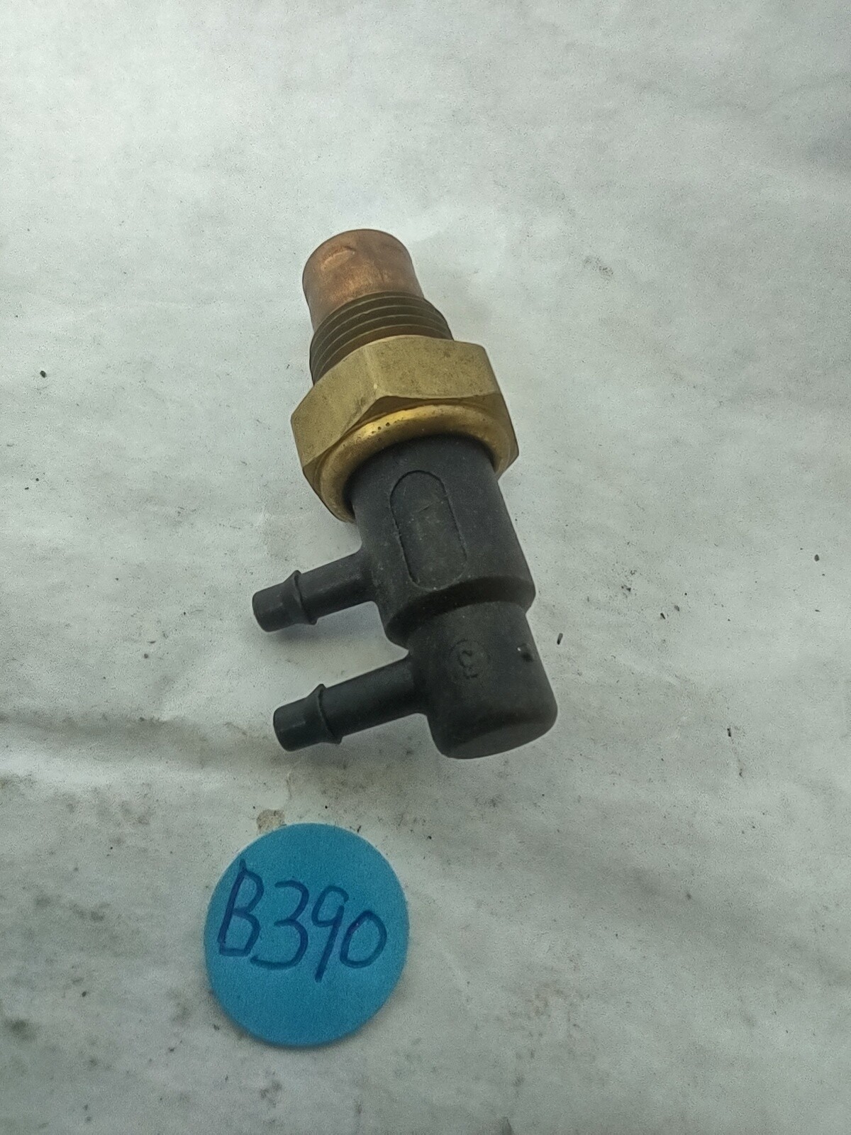 FOUR SEASONS 36613 PORTED CACUUM SWITCH