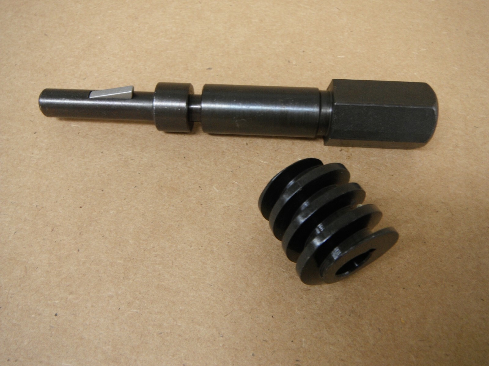 BRIDGEPORT MILL, Milling Machine ADJUSTABLE WORM GEAR ASSEMBLY 1192207 NEW! USA!