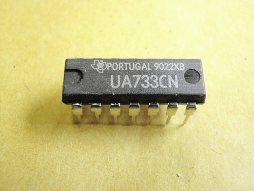 2x IC MODULE LM733 = UA733CN DIP No China Copies, Stamps Only 16426-122/123