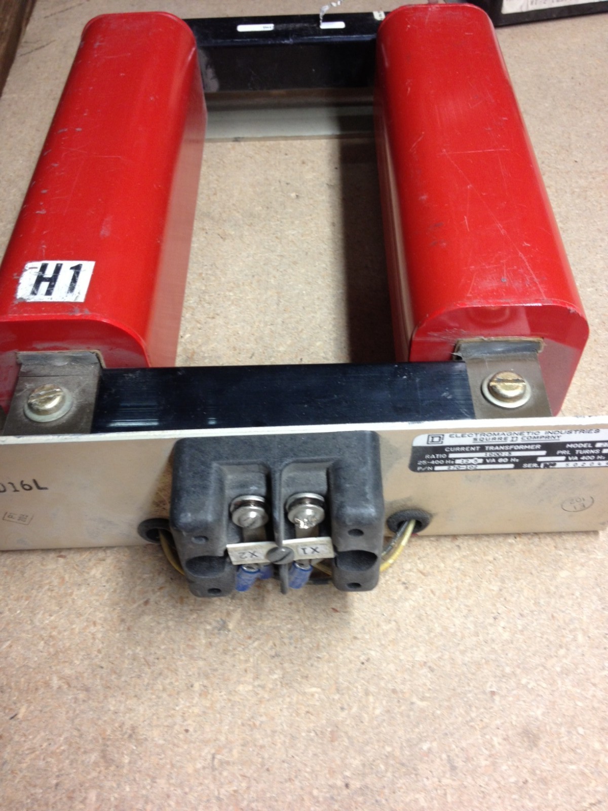 270-102 Square D Current Transformer 1000:5