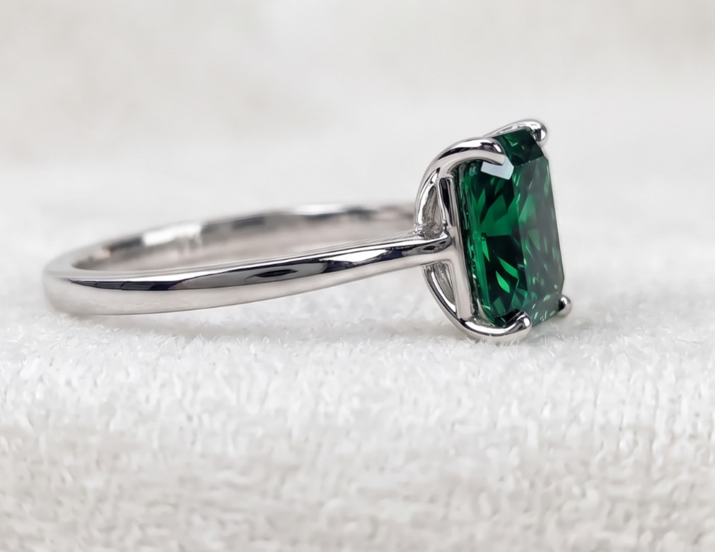 2.85 Ct Certified Bottle Green Diamond Ring, FREE Diamond Studs & Tariffs