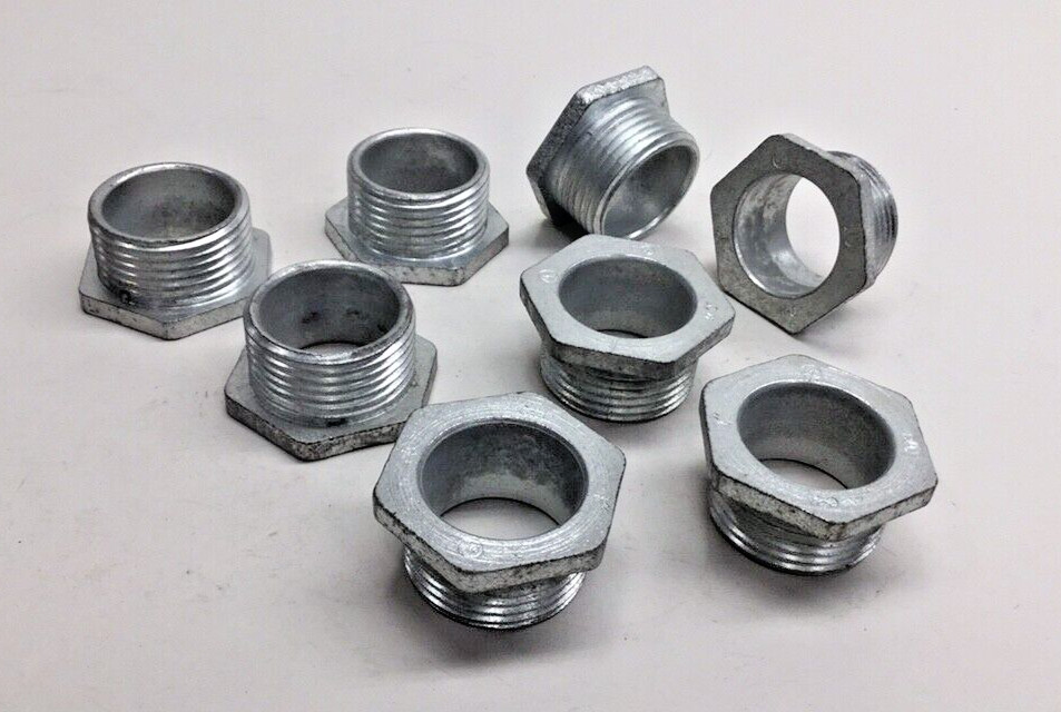 Crouse Hinds 52 Conduit Nipple Bushed Fitting 1" (Pack of 8) 7-100 CN100