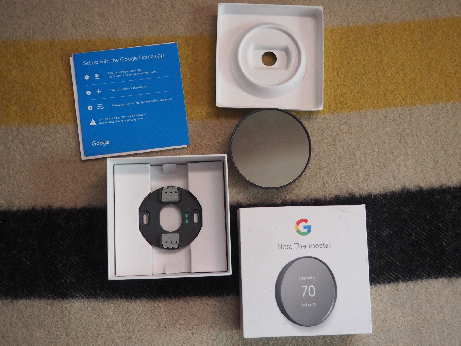 Google Nest Thermostat Model G4CVZ Charcoal Gray In-Home Temperature Reader Wall