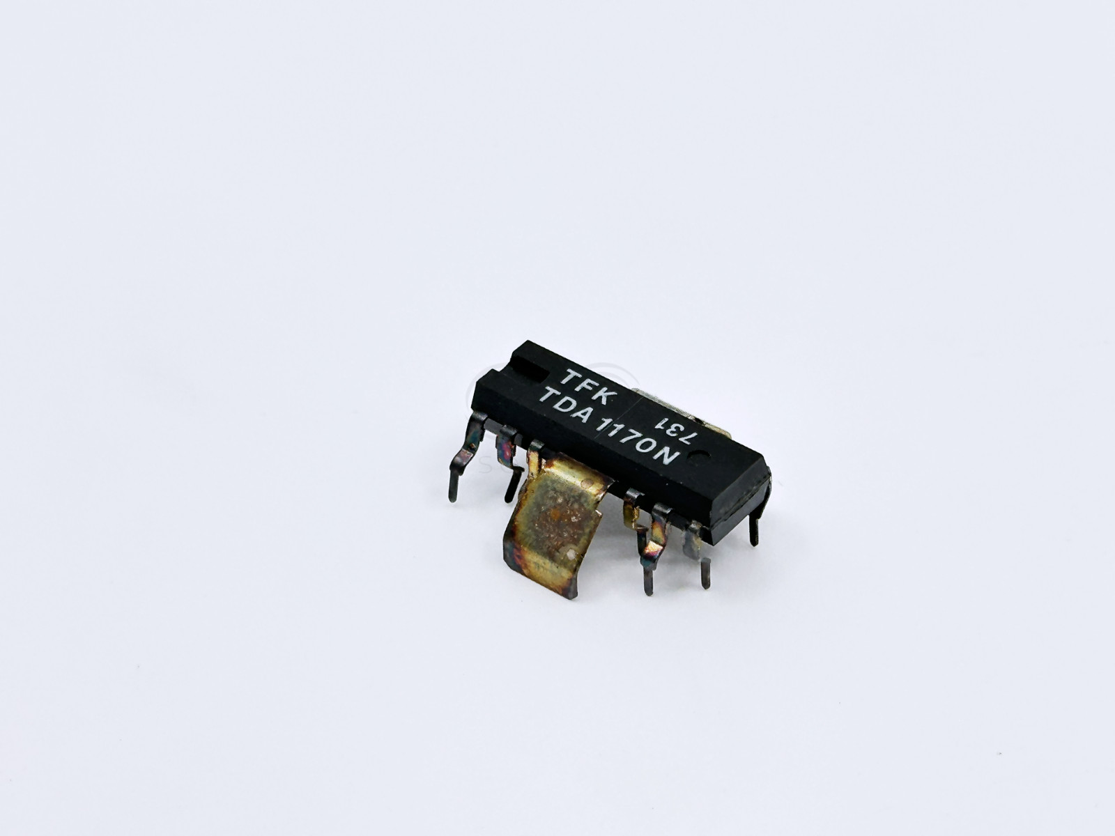 TDA1170N TFK Low Noise TV Vertical Deflection System 10V to 35V 2.5A Peak FINDIP