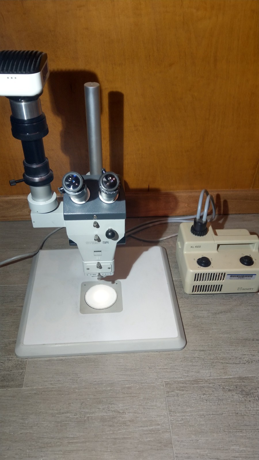 Zeiss Stemi SR Stereo Zoom  Microscope w/Olympus camera and  Schott Illuminator