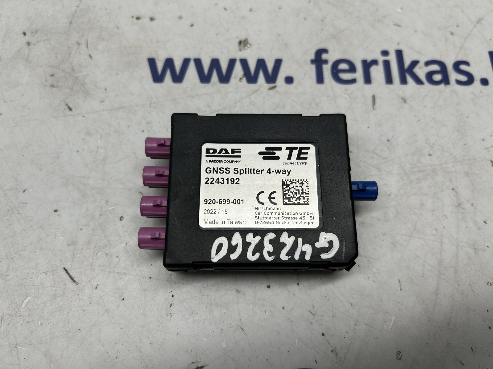 DAF GNSS Splitter 4-way 2243192