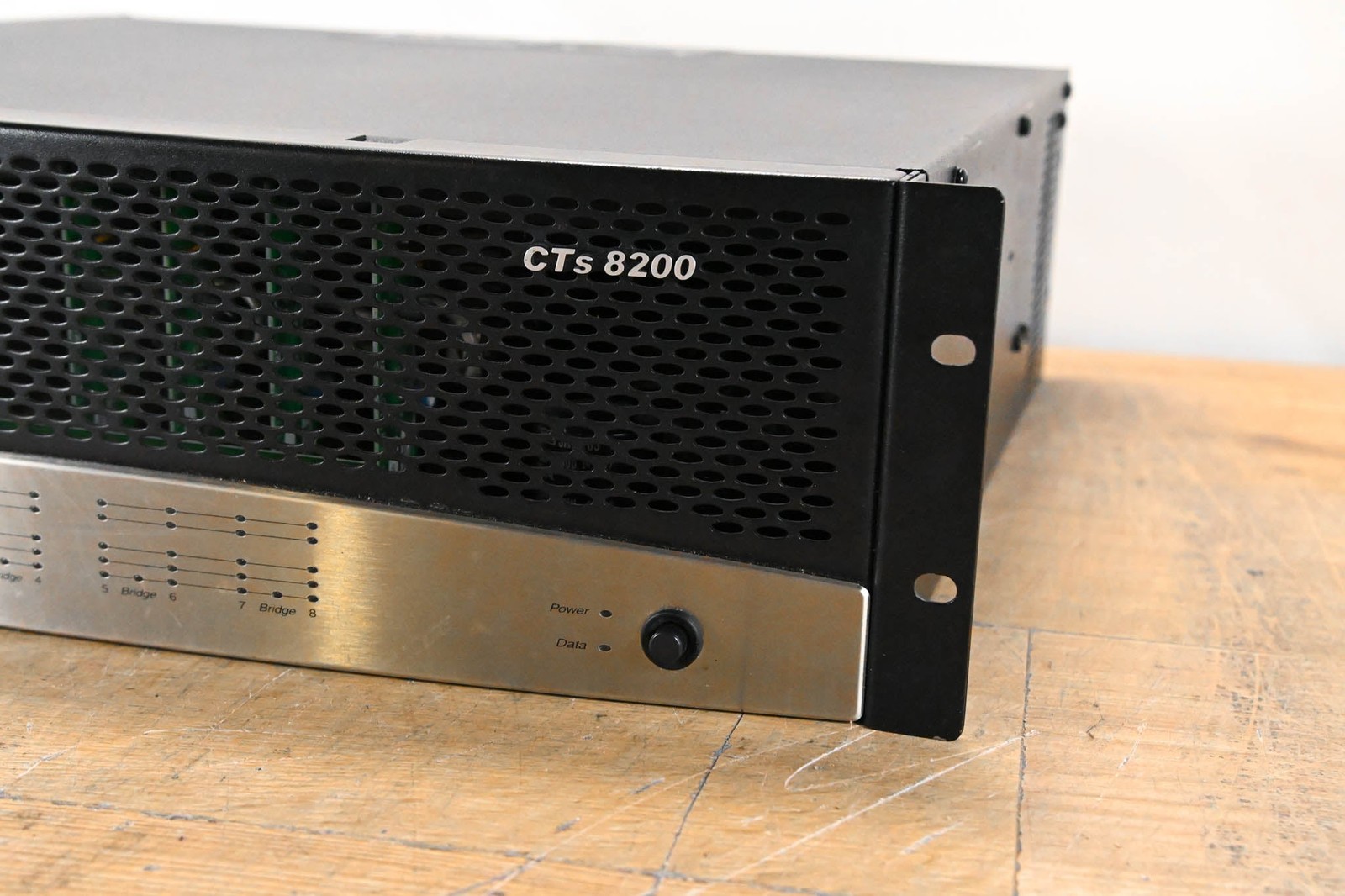 Crown CTs 8200 200W 8-Channel Power Amplifier CG01XK2