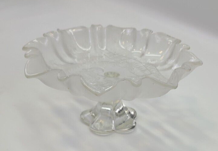 VINTAGE CHRISTMAS DISH HEAVY CUT GLASS CANDY NUTS PEDESTAL 9.5 IN