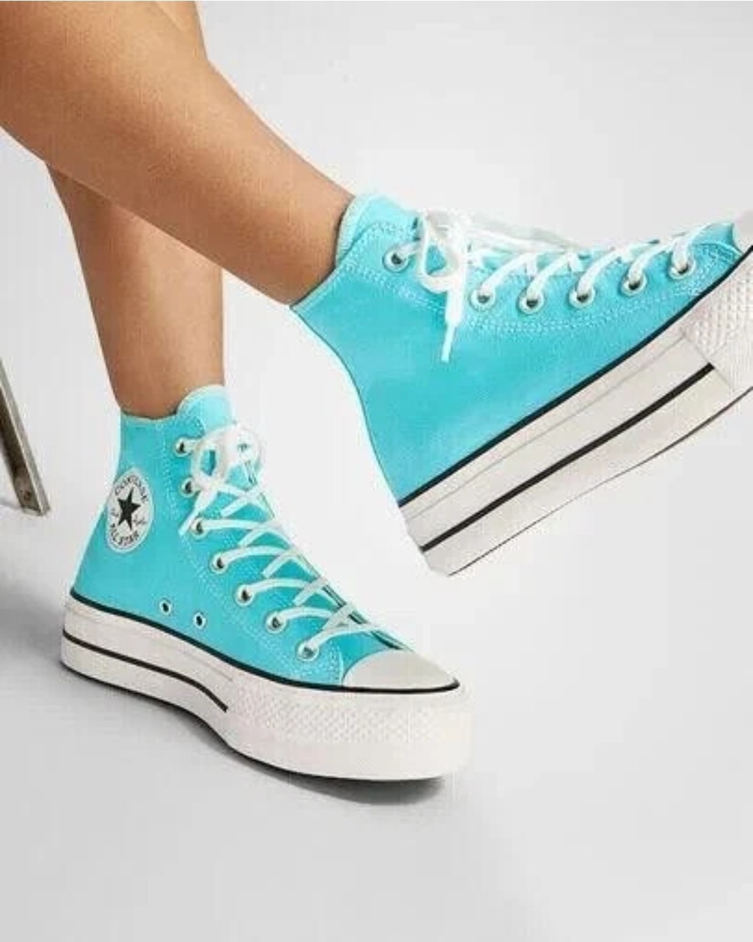 Size 9 - Converse Chuck Taylor All Star Lift Platform High Cyan Blue Women