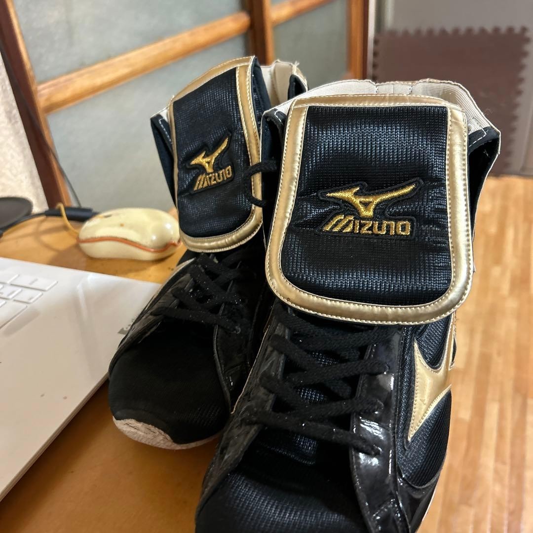 MIZUNO Boxing Shoes US7.5 / 25.5cm EF184 Black Gold Line 21GX184 USED from JAPAN