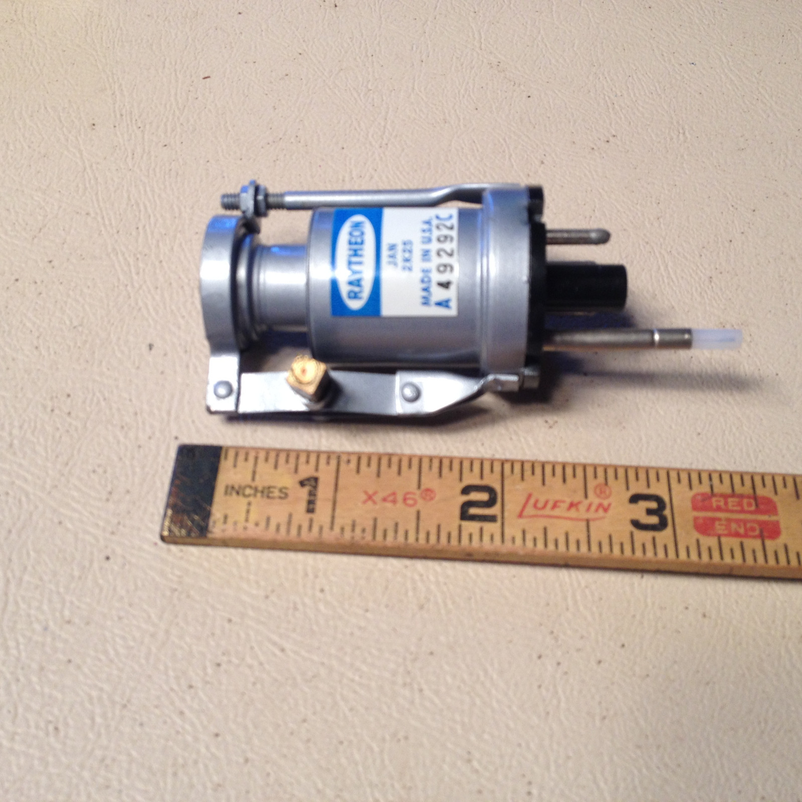Raytheon JAN 2K25 Klystron. NOS.