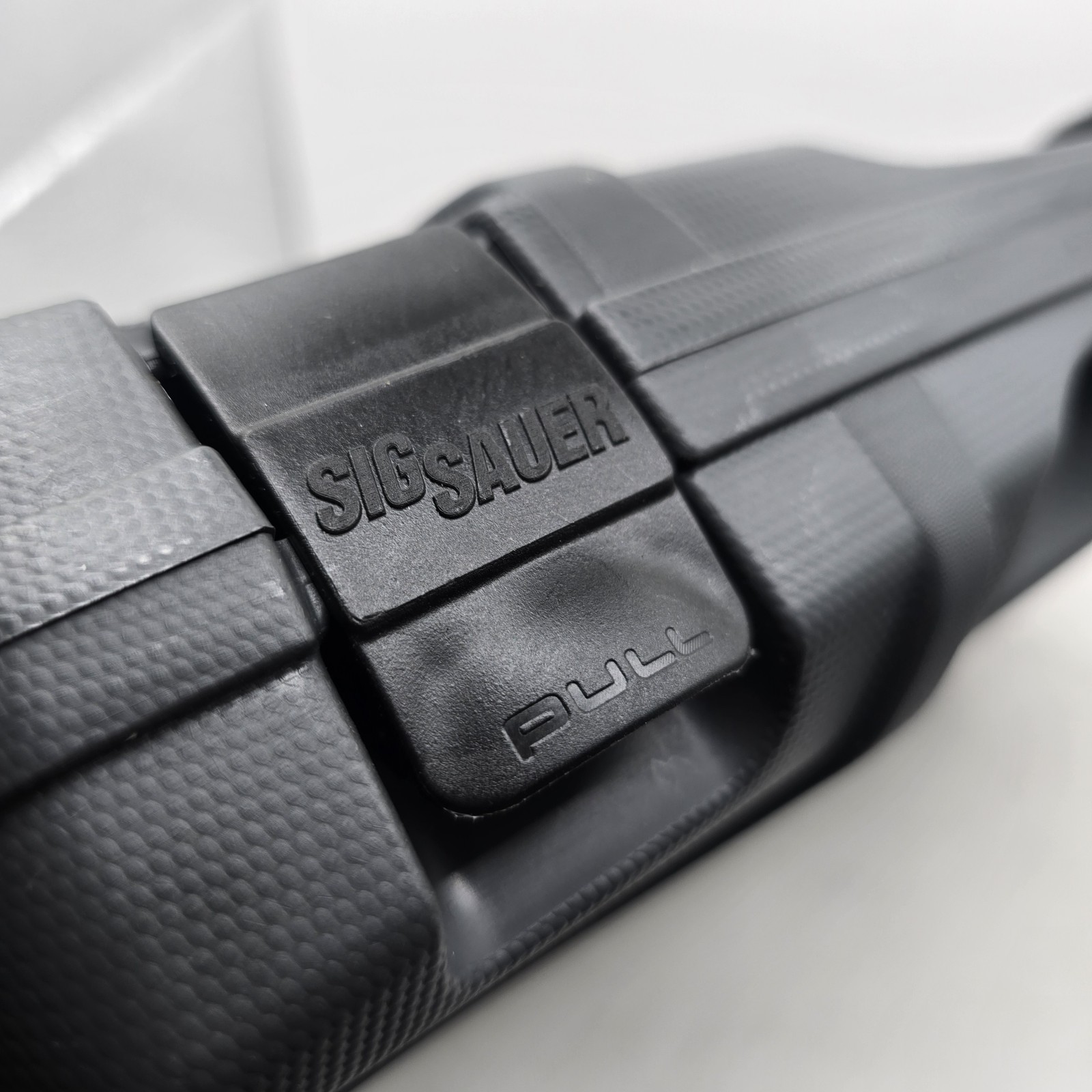 Sig Sauer P226 Legion Hardcase E26R-9-LEGION Manual EUC