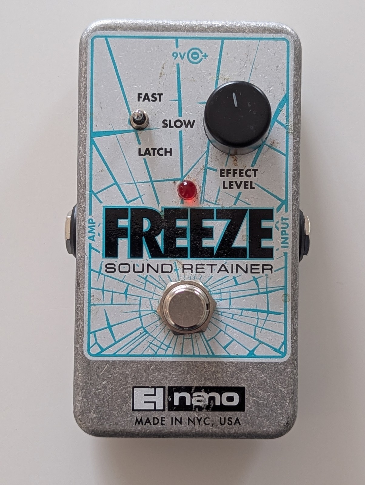 Electro-Harmonix EHX Freeze Sound Retainer Sustain Guitar Effects Pedal w/ Box