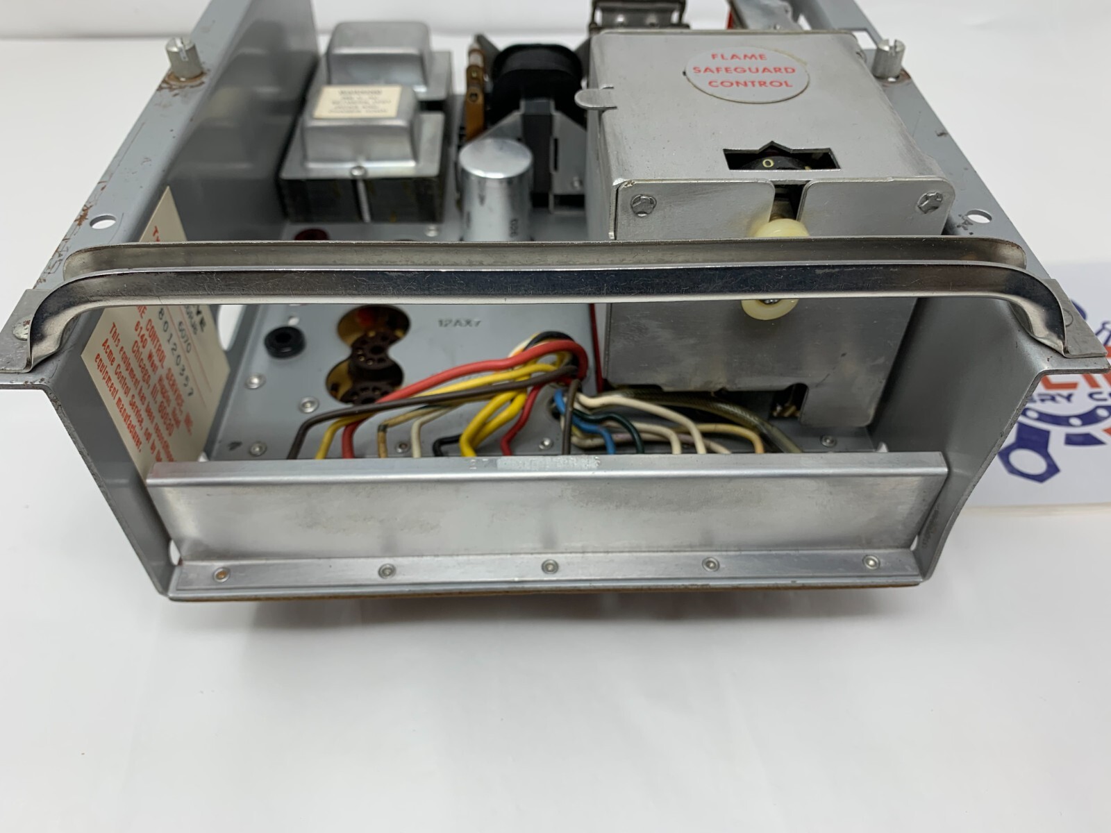 Fireye 6070 Type 26RJ8 Flame Safeguard Programmer Controller Module USED