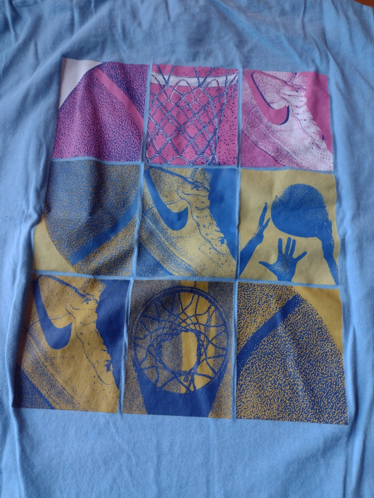 NWT, $50.  Men's Nike Max90 100% Cotton Basketball Graphic T Shirt HJ3325-412