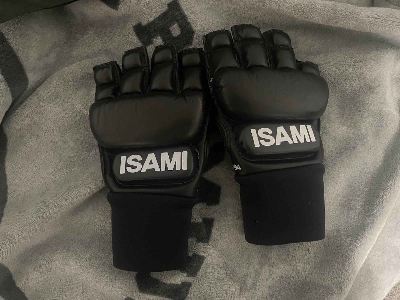 ISAMI Bruce Lee MMA Gloves MD/LG