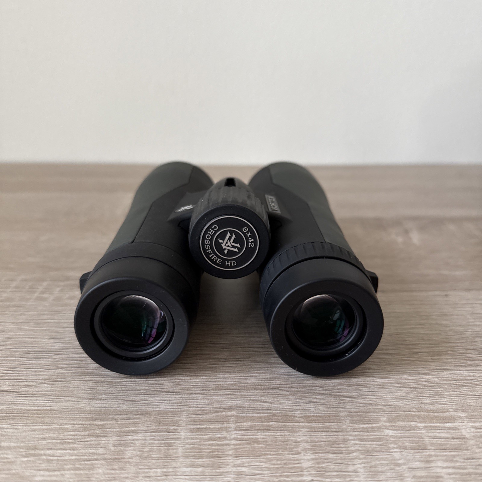 VORTEX CROSSFIRE HD 8X42 Binoculars w/ Case - Excellent