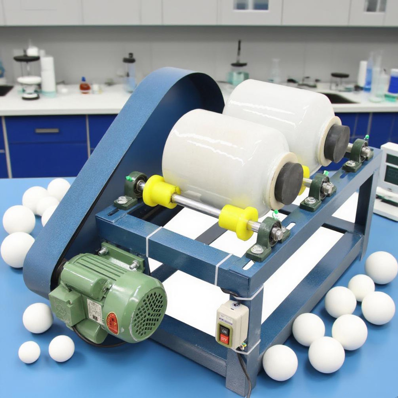 5L*2 Horizontal Ball Mill Lab Grinder Mixer Mineral Abrasive Machine 220V