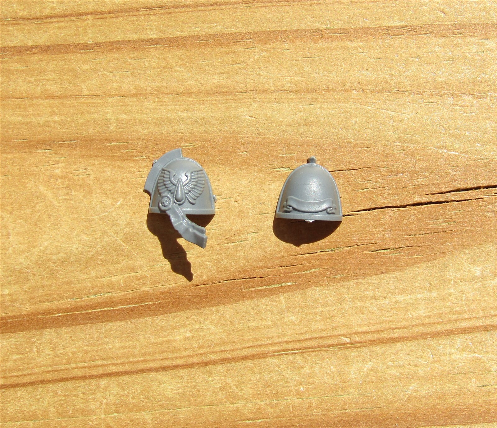 40K Blood Angels Sanguinary Guard Shoulder Pads A Bits