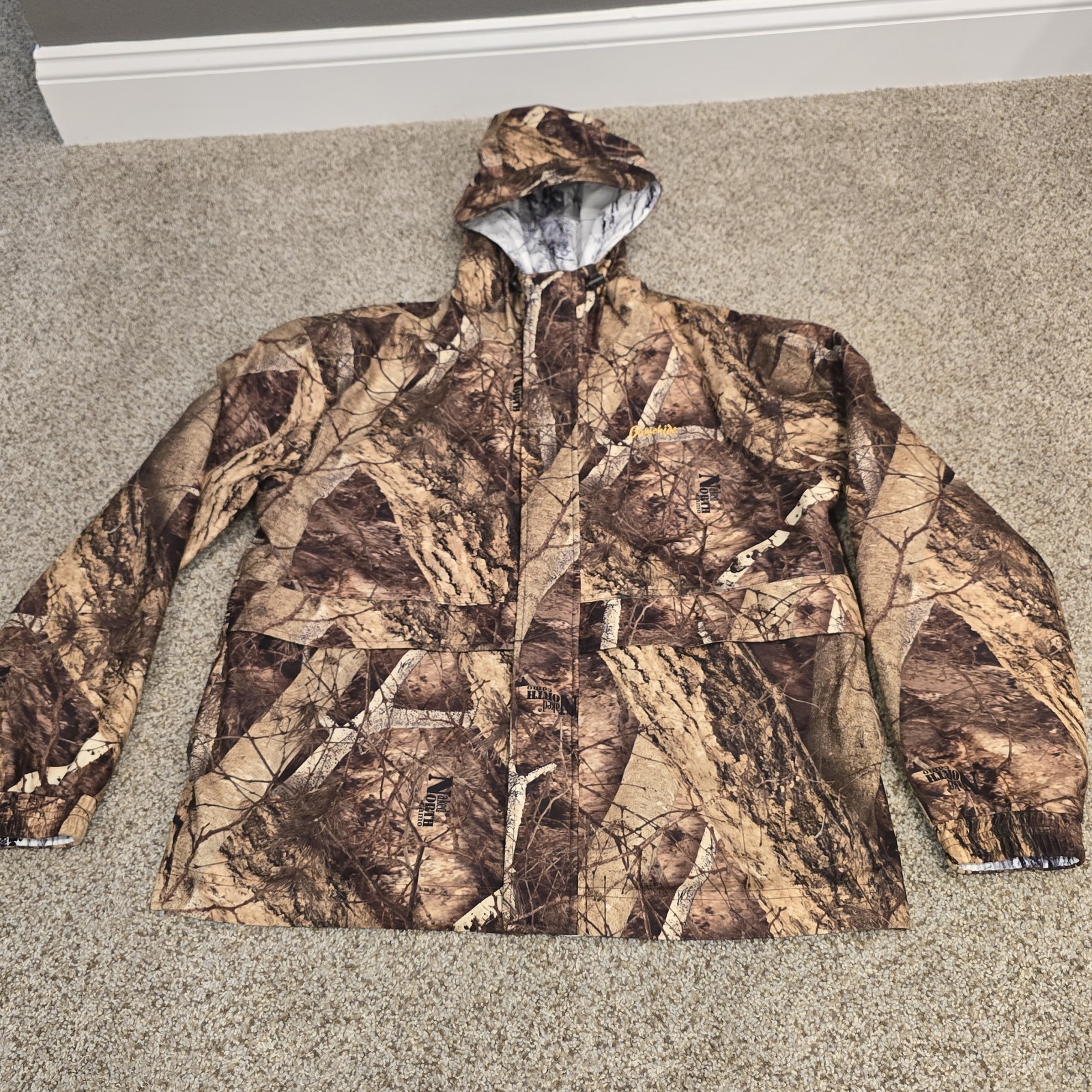 Gamehide Windproof Jacket Reversible Naked North Snow Camo. Size L NWOTs