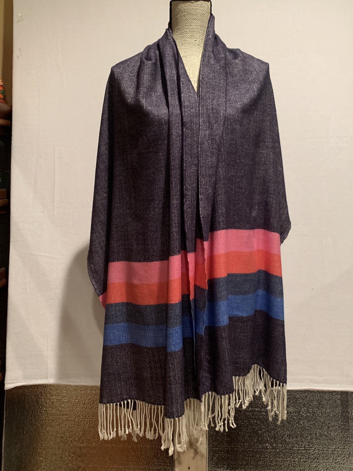 Gap Scarf Shawl Wrap Striped Grey Blue Pink Red  Soft Multicolored Fringed Edge