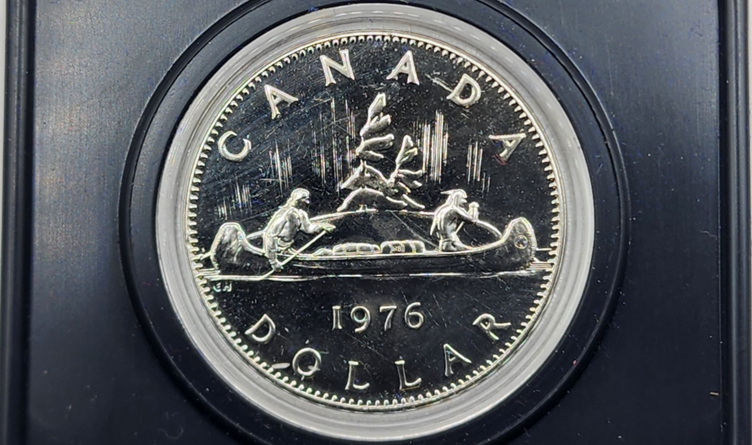 UNC 1976 Canada 1 Dollar Coin - KM# 76.2