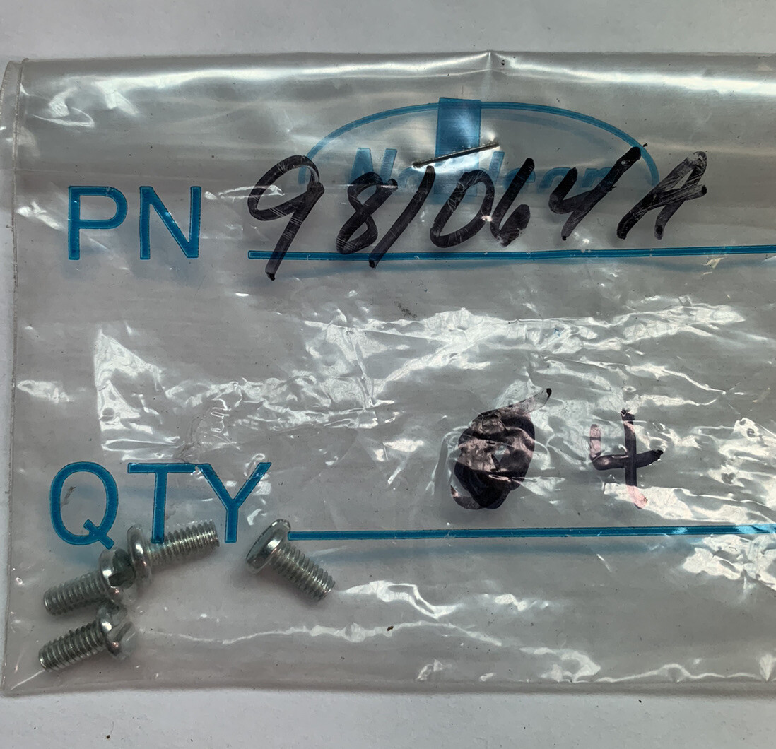 Nordson Model H-21A Part#981 064 Pivot Screw 8-32 X 3/8”.