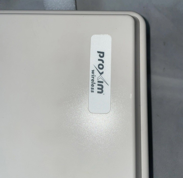 Proxim WIRELESS Tsunami 8000 QB 8000 Model-QB-8150-EPR-WD FAST SHIPPING NICE!!