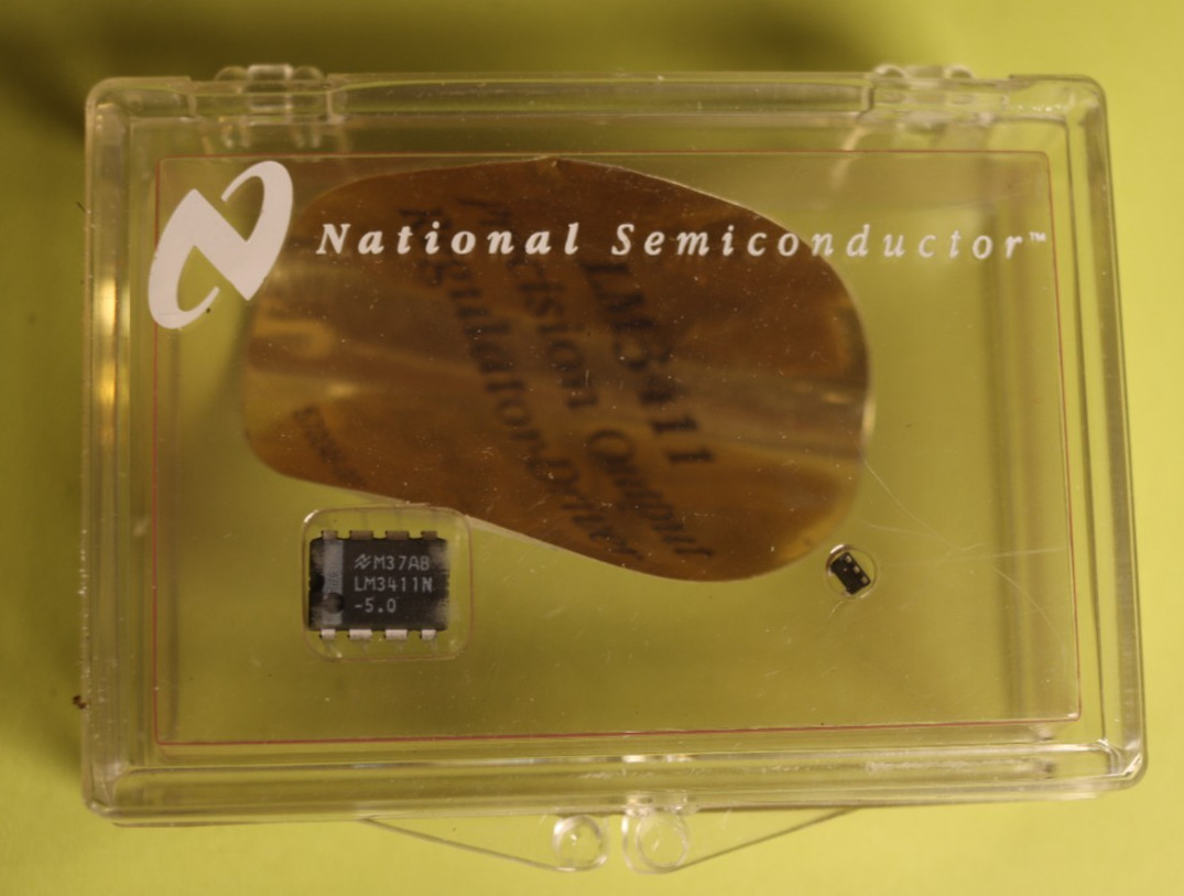 LM3411N-5.0 National Semiconductor NOS Precision 5v Regulator, Reference IC