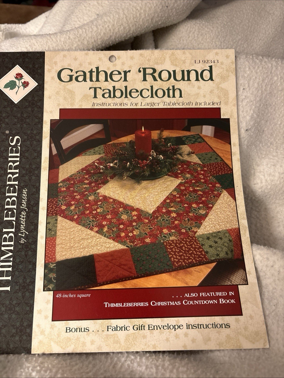 thimbleberries by lynette jensen 2006 Gather ‘Round tablecloth 48” Inches Square