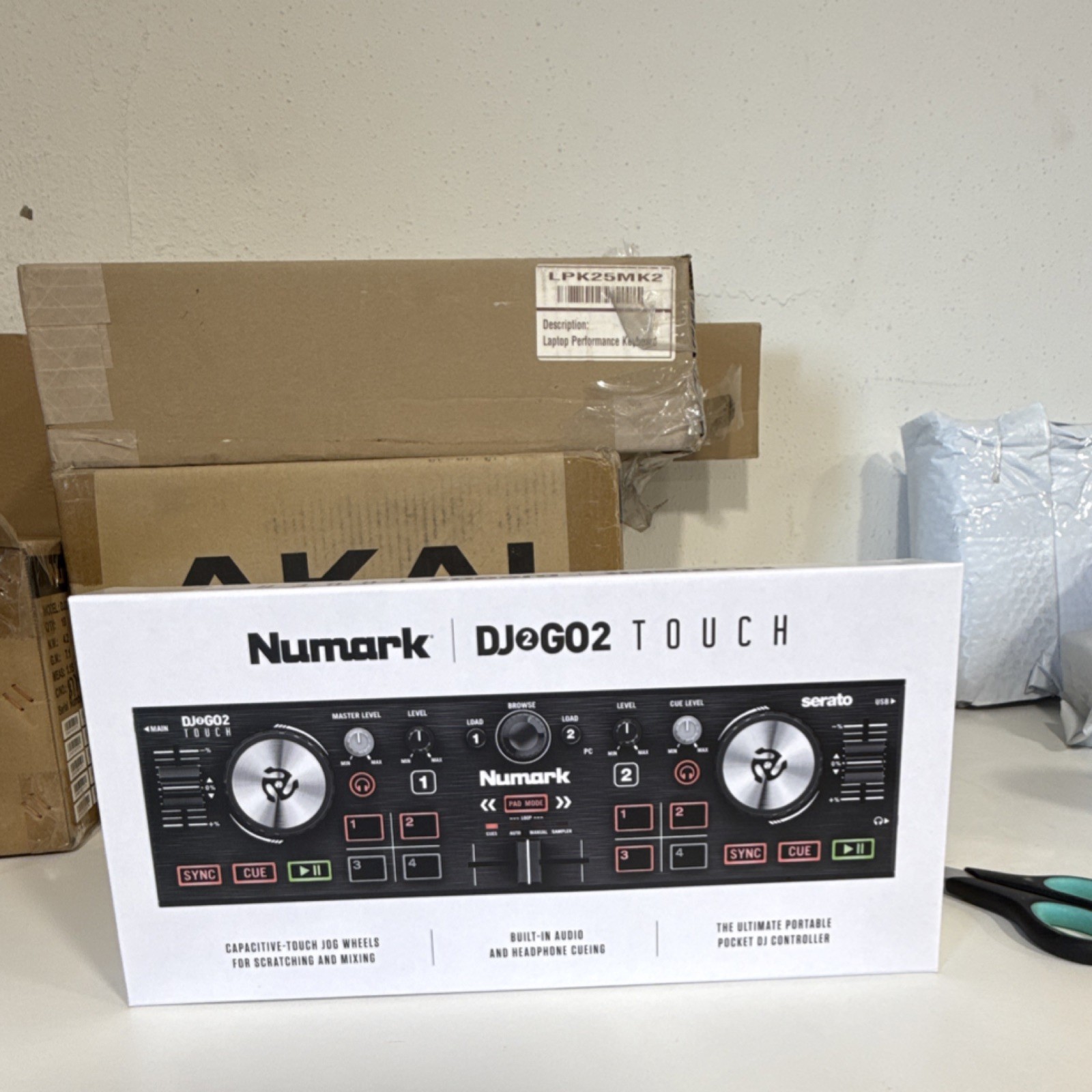 Numark DJ2GO2 Touch Portable Double Deck Controller Touch-Capacitive Jog Wheels