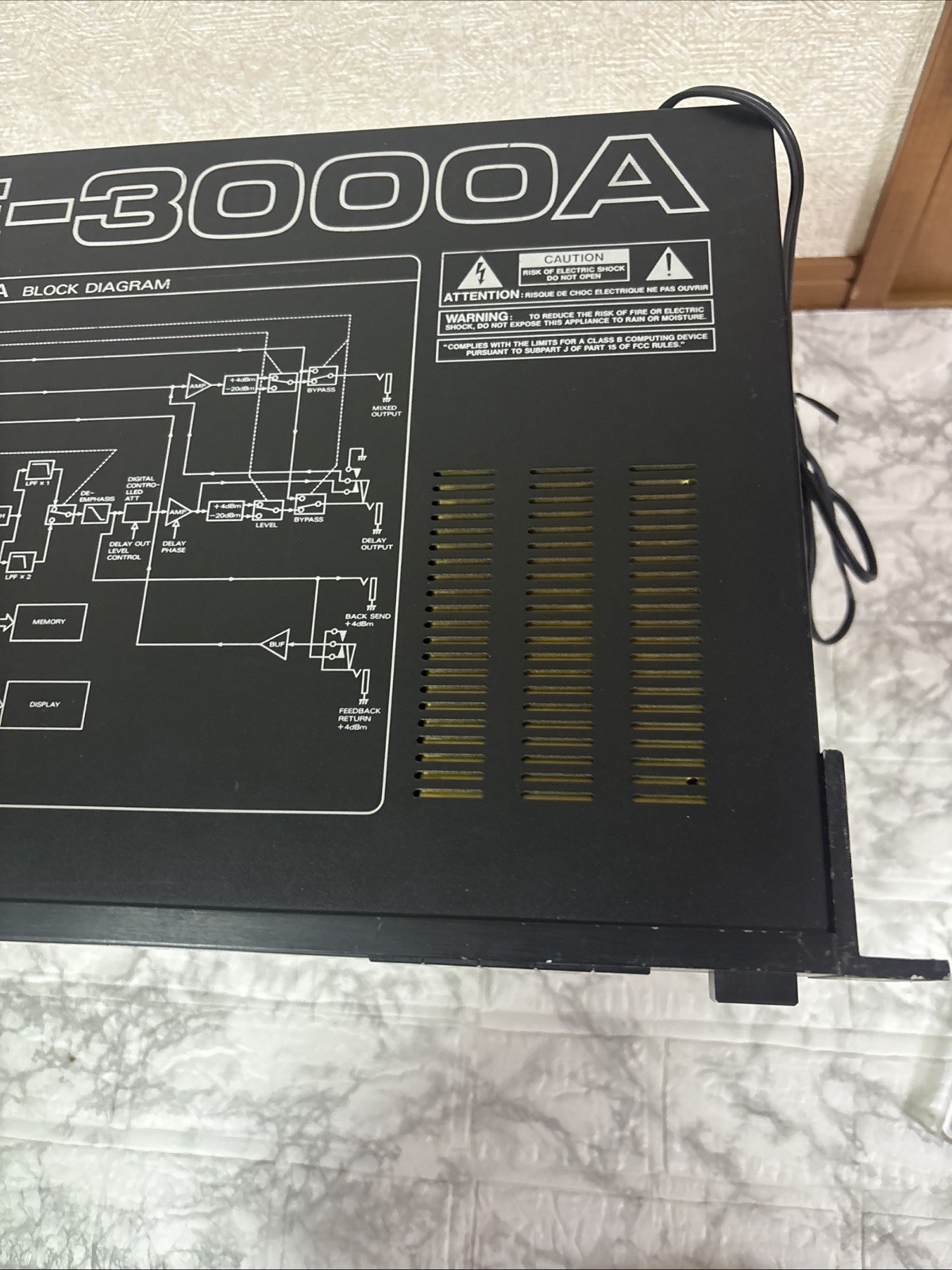 Roland SDE-3000A Digital Delay Vintage Rack Mount Effects Processor Japan TESTED