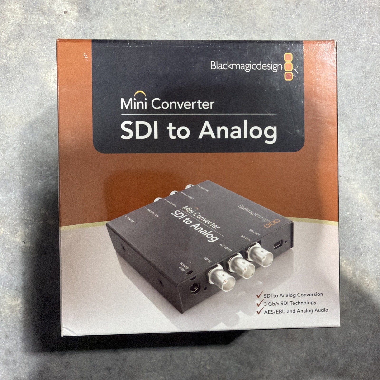 Blackmagic Design Mini Converter Analog to SDI (New, Sealed)