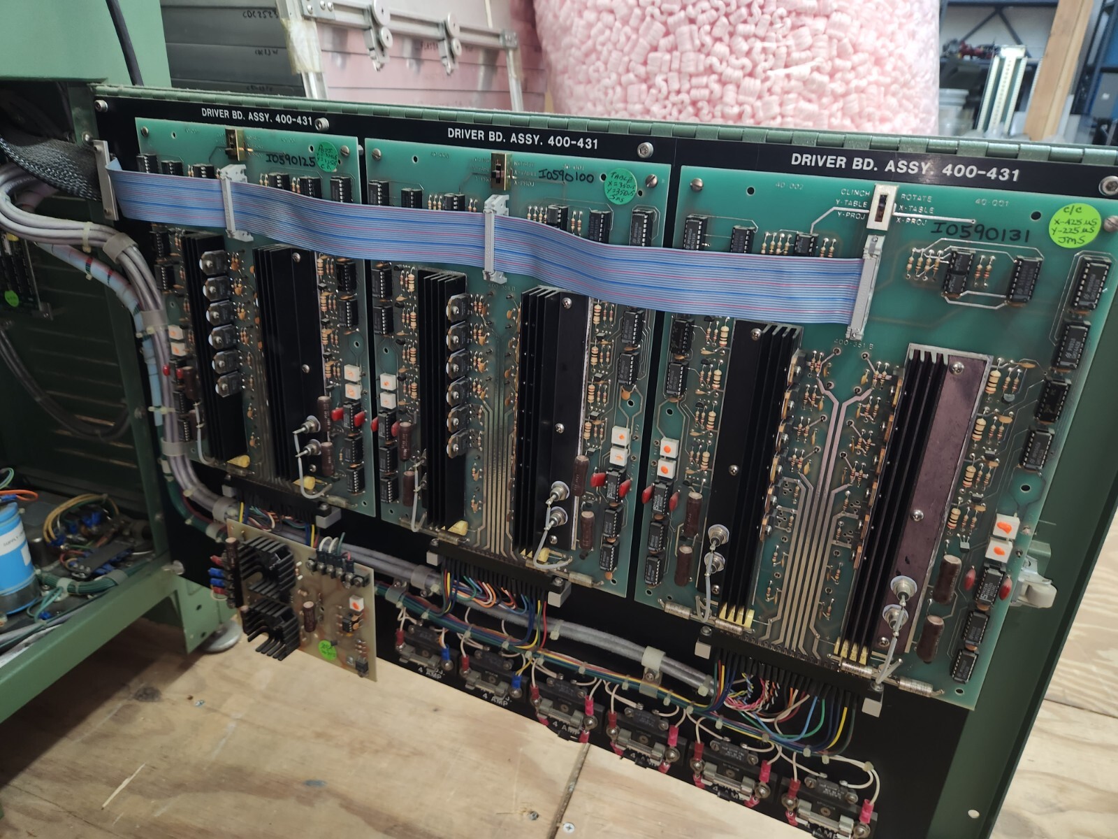 Contact Systems - Versatec CS-400C PCB Component Locator Cut/Clinch Machine