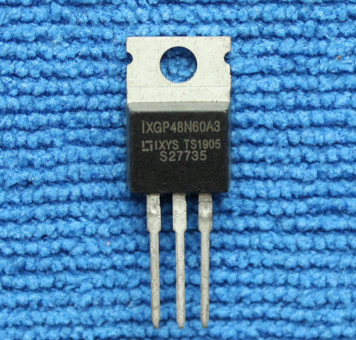 2pcs IXGP48N60A3 Integrated Circuit IC TO-220