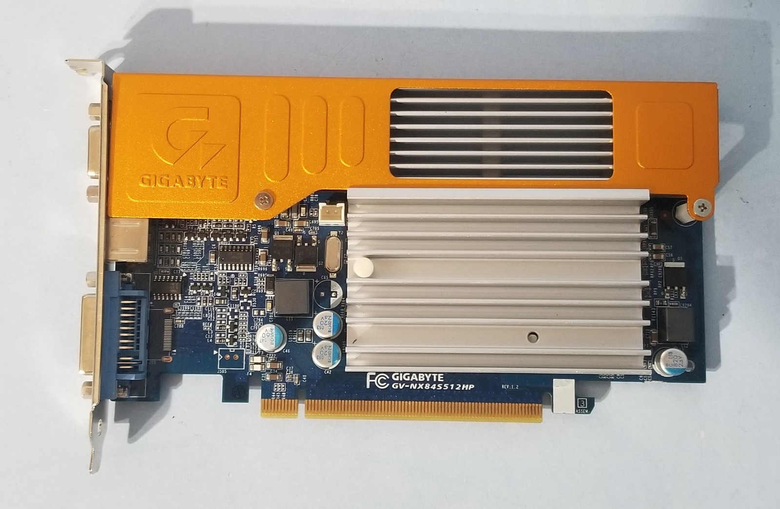 GIGABYTE NVIDIA GEFORCE 8400 GS 512MB GV-NX84S512HP PCI-E Video Card