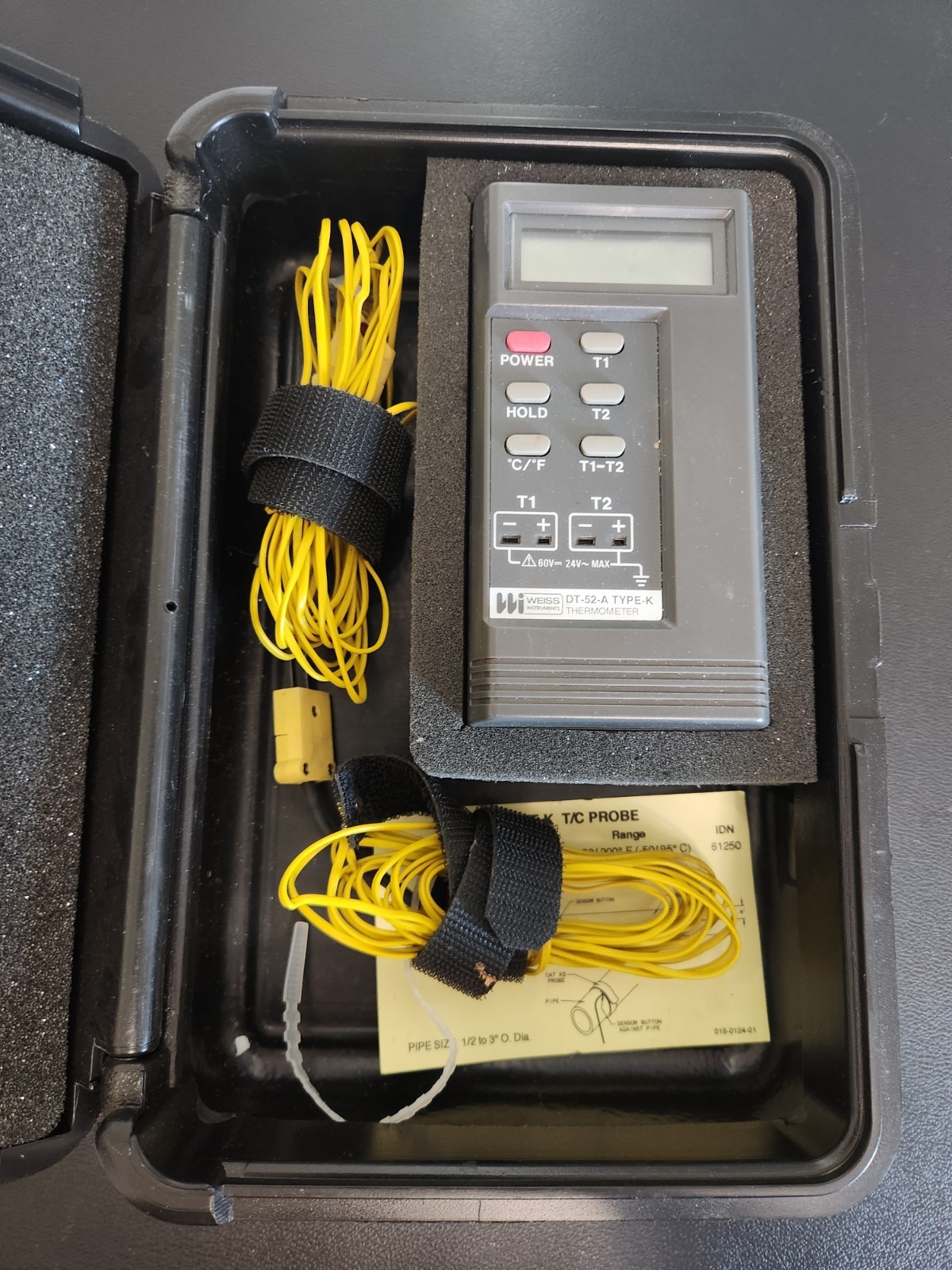 Weiss Instruments DT-52-A Type K Digital Thermometer Differential Probes Case