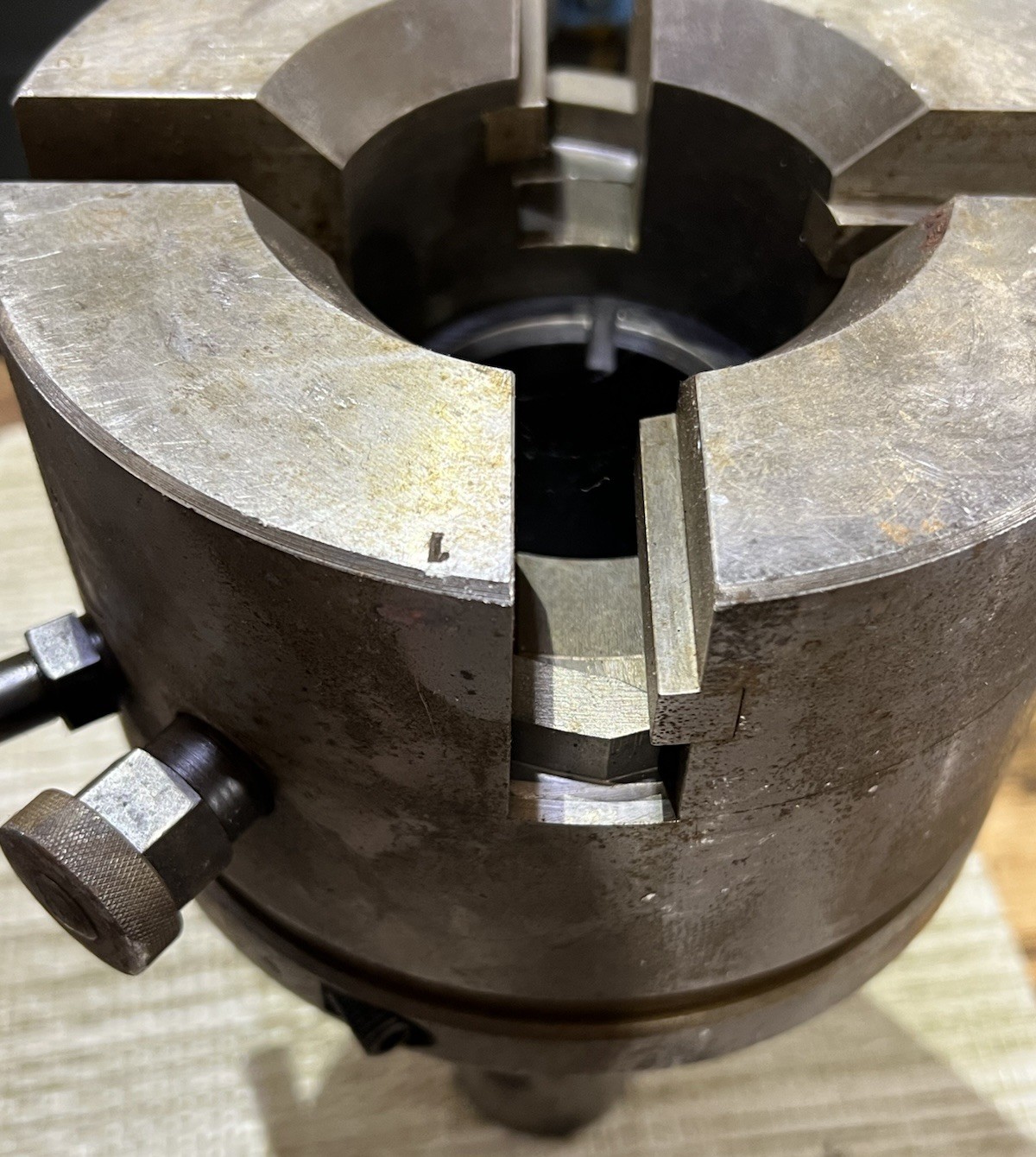 2" D Geometric Automatic Die Head (loc:WA)