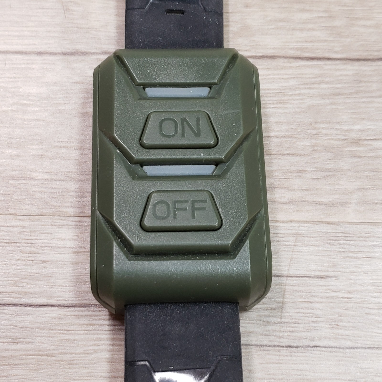 Usogood DL501  Trail Camera Wrist Band On/Off Remote Switch Rechargable-Tested
