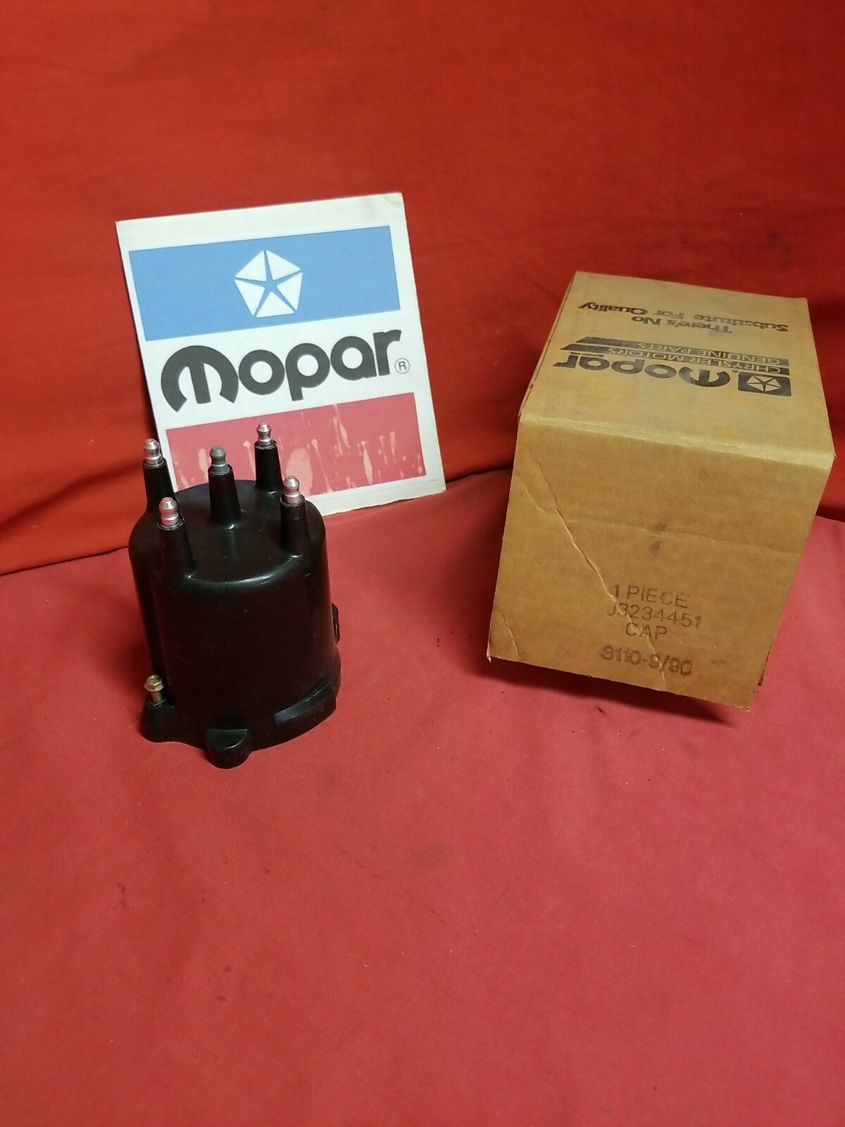 NOS MOPAR JEEP 83-90 CJ WRANGLER DISTRIBUTOR CAP 4 CLY J3234451