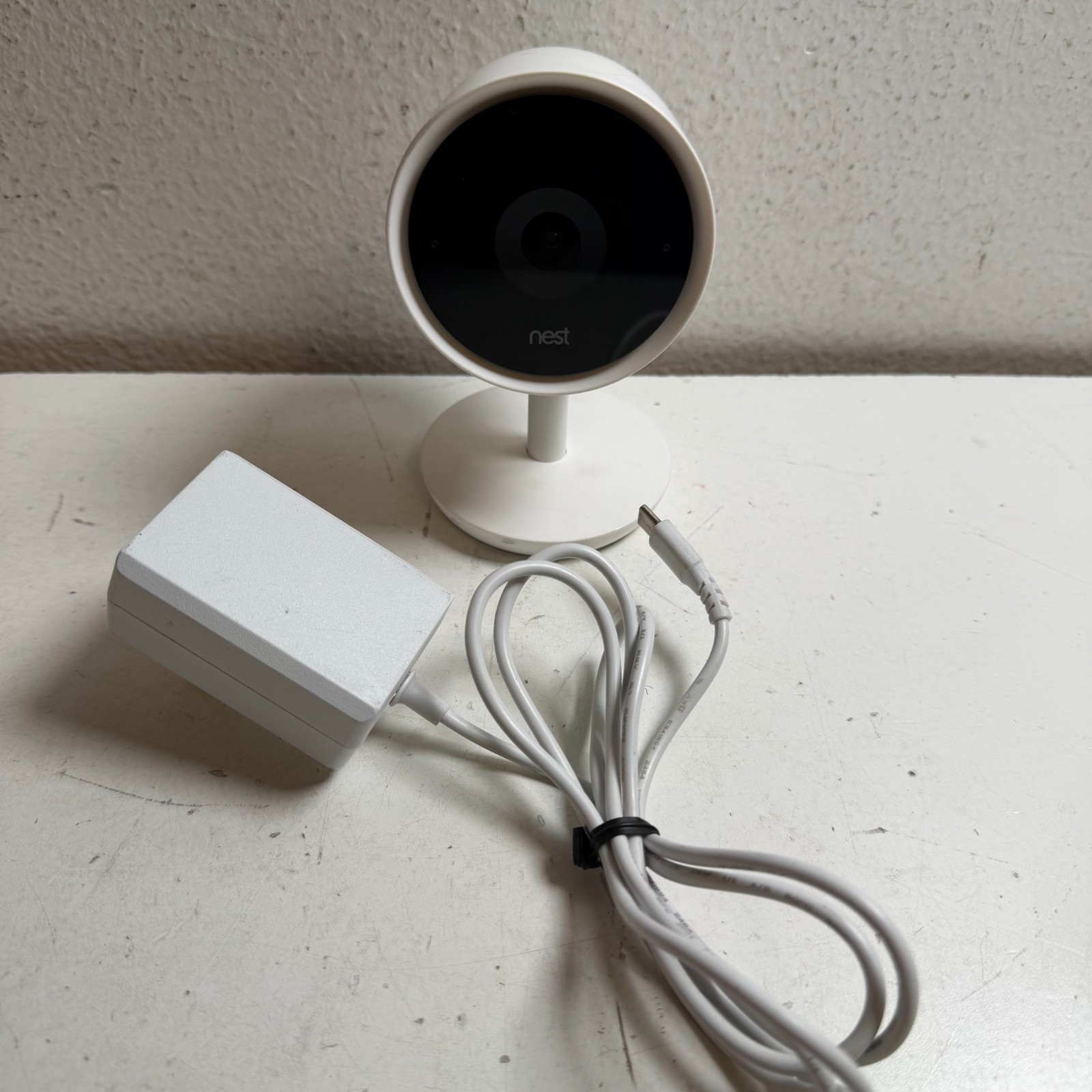 Google Nest Cam IQ A0053 White Wi-Fi 1080p Live Streaming Home Security Camera