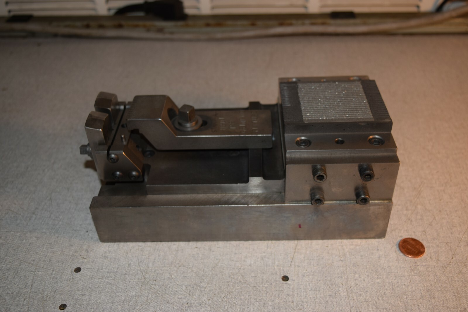 Engic Corp. Grinding Fixture HS-5866