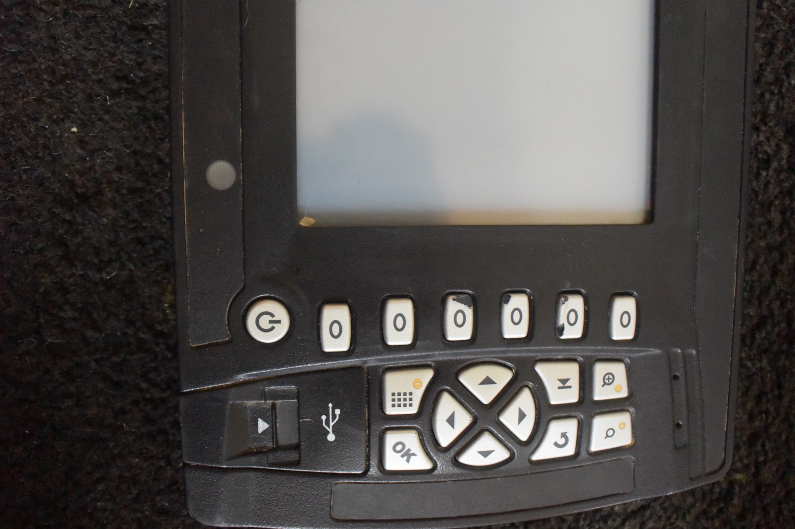 Trimble Machine Grade Control Panel Model CB460 ONLY THE FRONT PANEL SCREEN