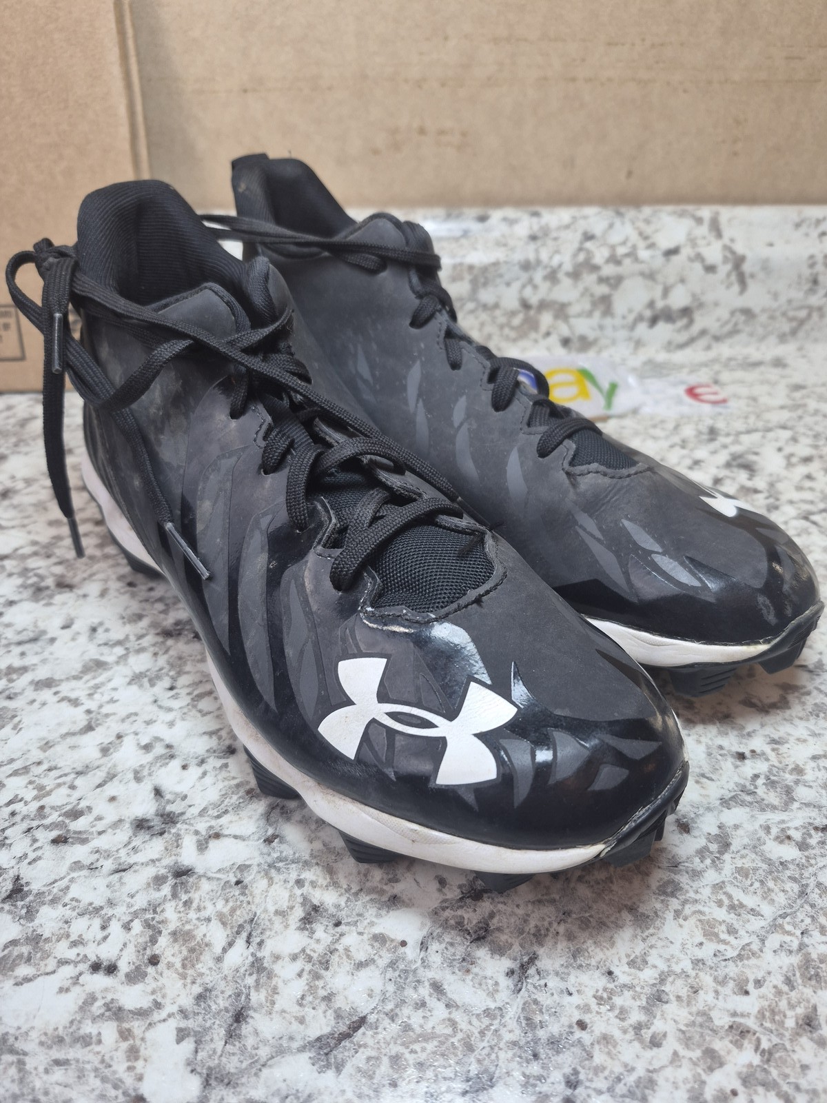 Under Armour Youth Black Cleats Size 6Y Baseball Softball Football Shoes