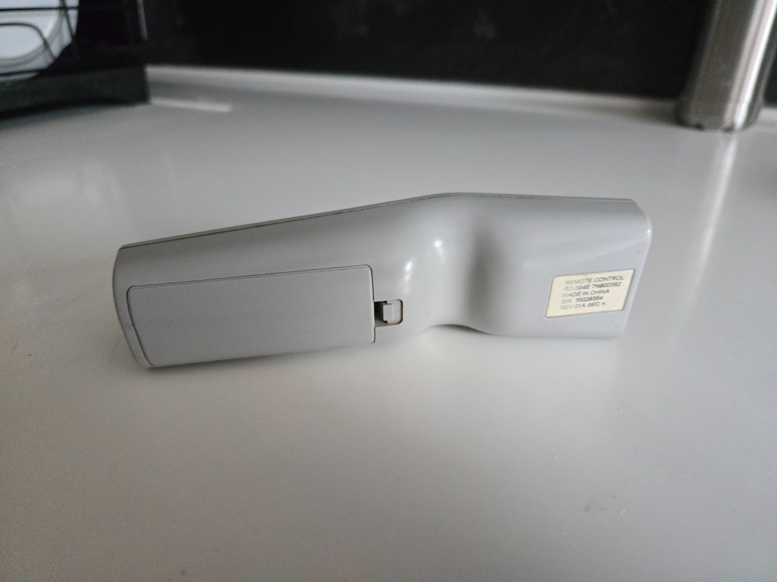 NEC Model VT460 LCD Projector remote Control RD-394E control only