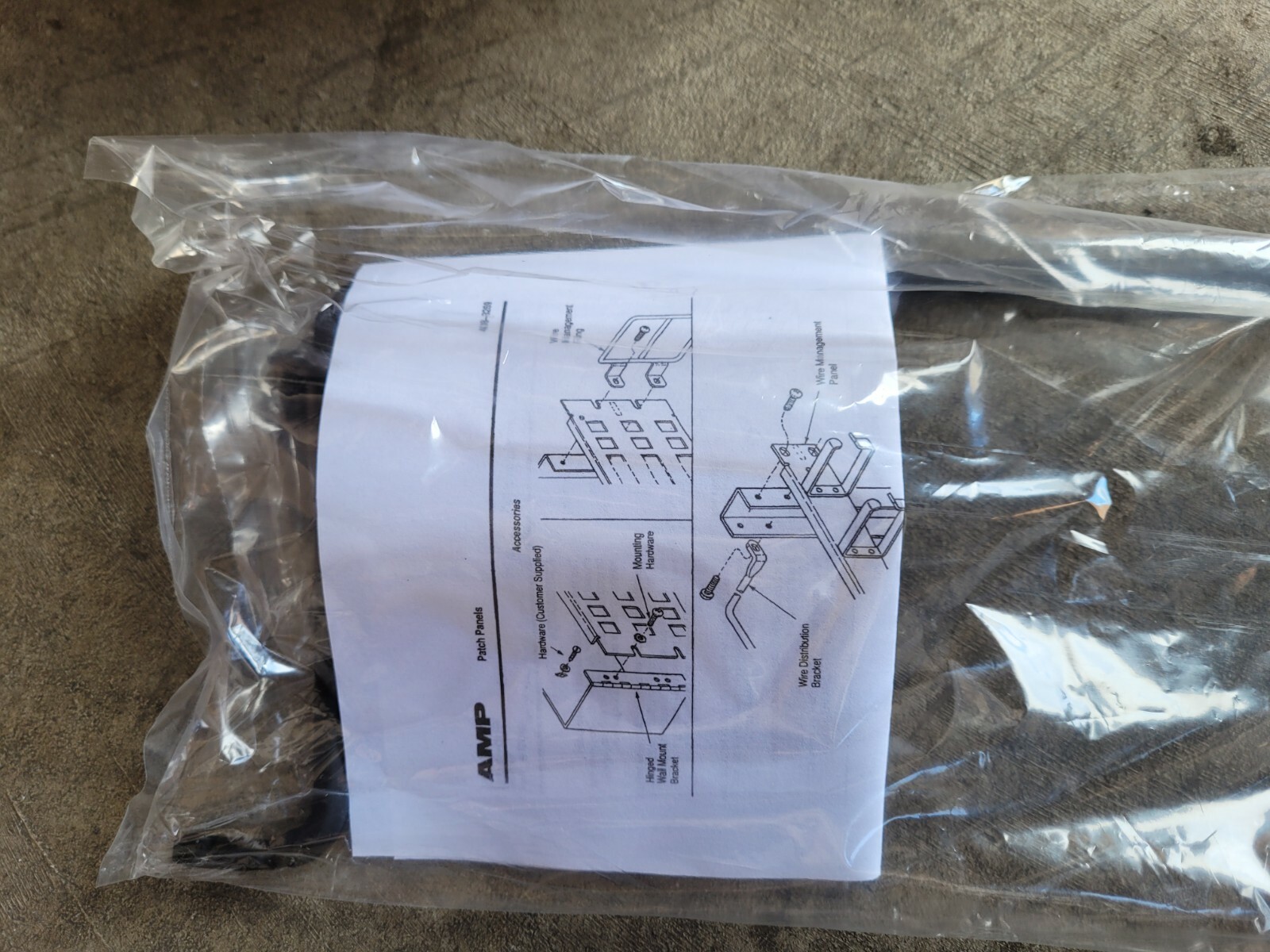 Brand New COMMSCOPE Cable Mgmt 557548-1 Support Bracket