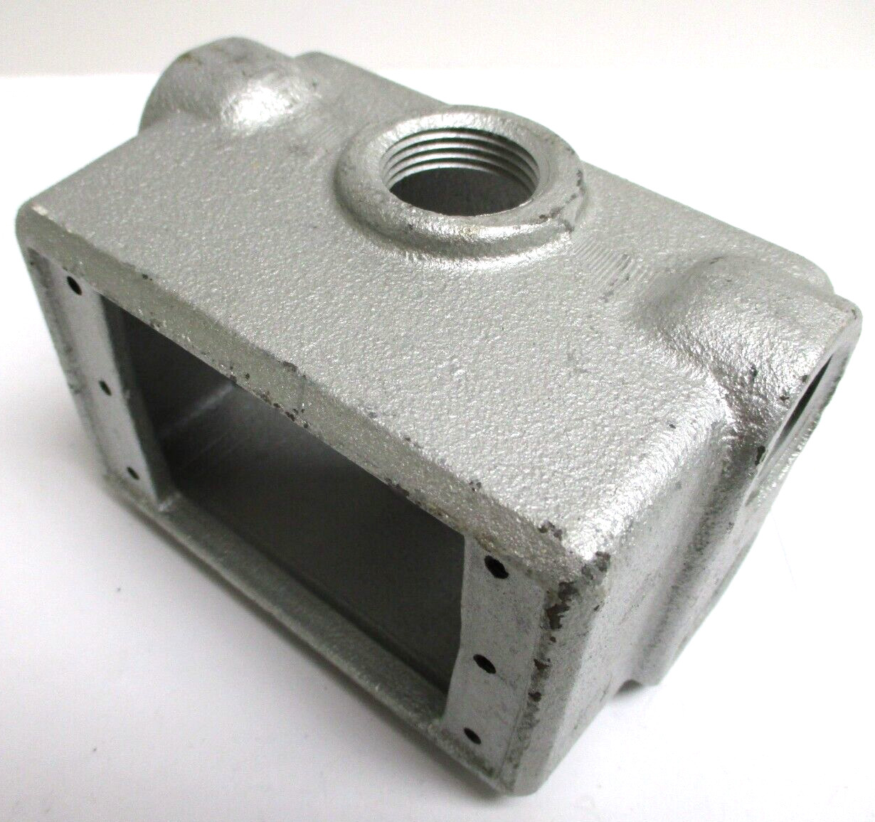 CROUSE HINDS , FDXC219 , 3/4" SINGLE GANG CAST IRON BOX , SURPLUS